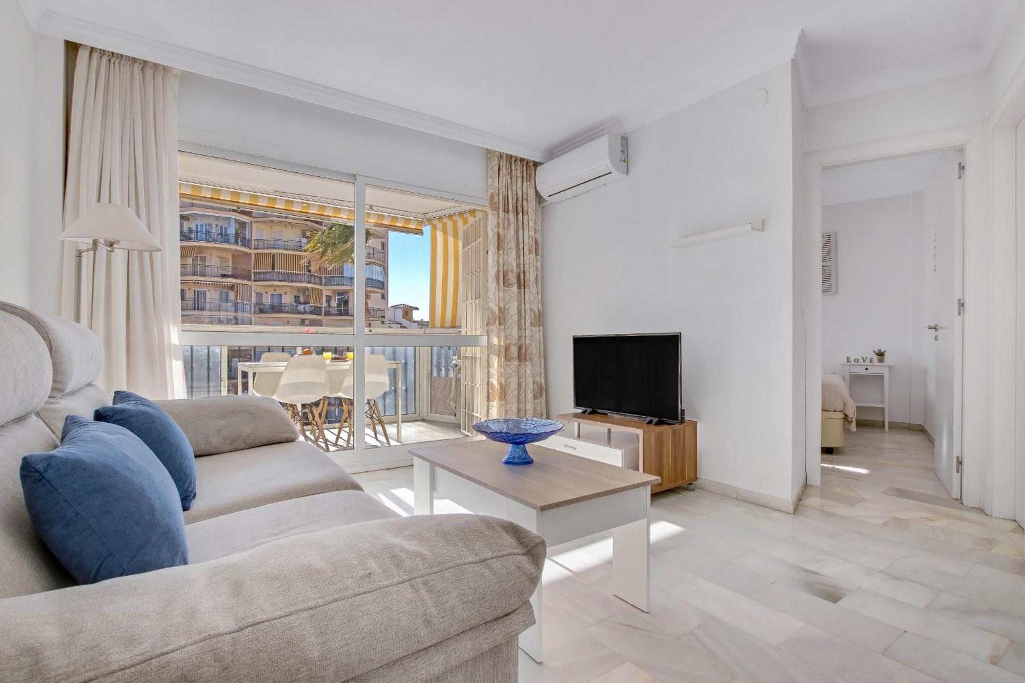 Апартаменти Erisa 68 By Ivi Real Estate Торремолінос Екстер'єр фото