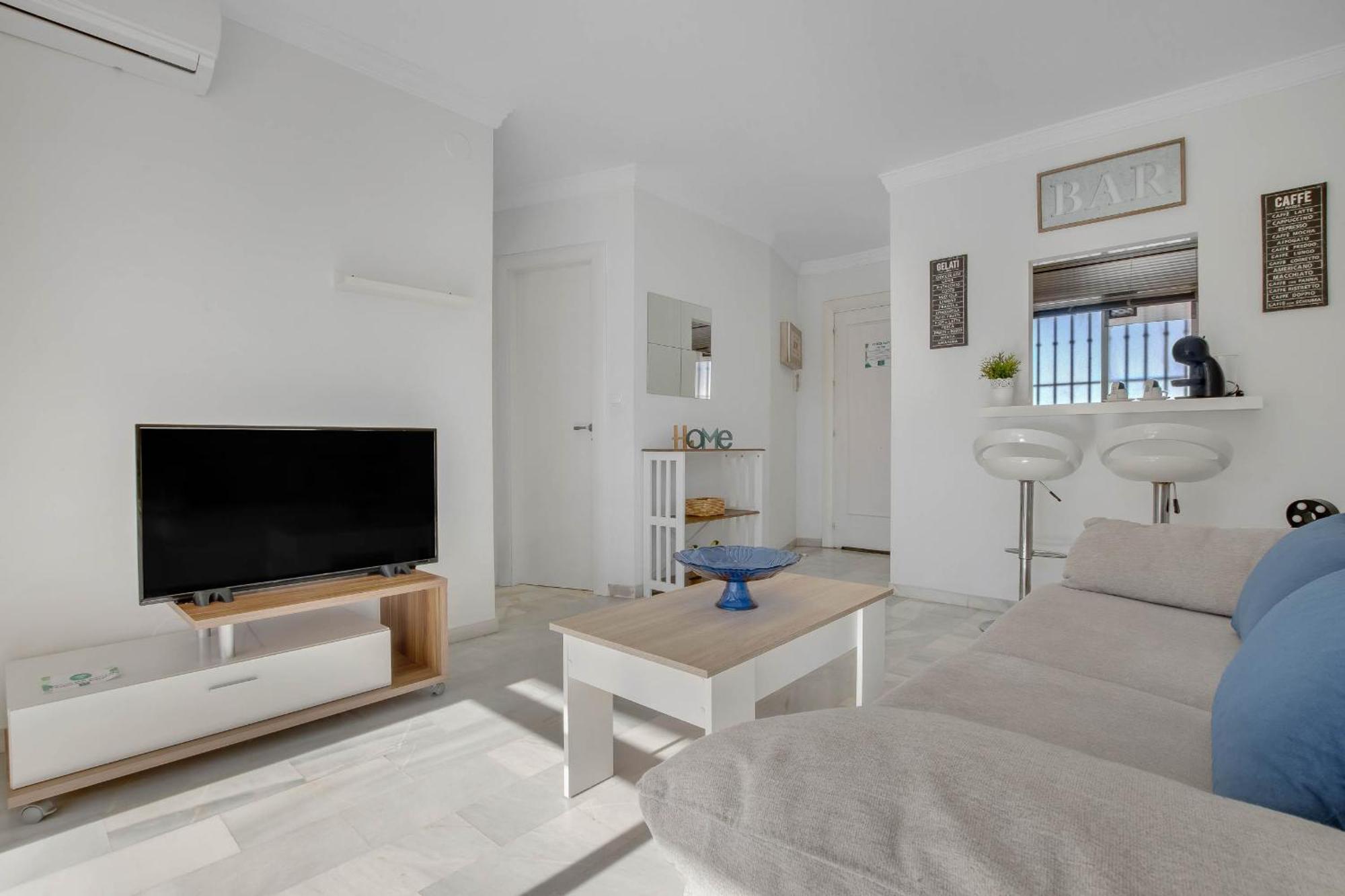 Апартаменти Erisa 68 By Ivi Real Estate Торремолінос Екстер'єр фото